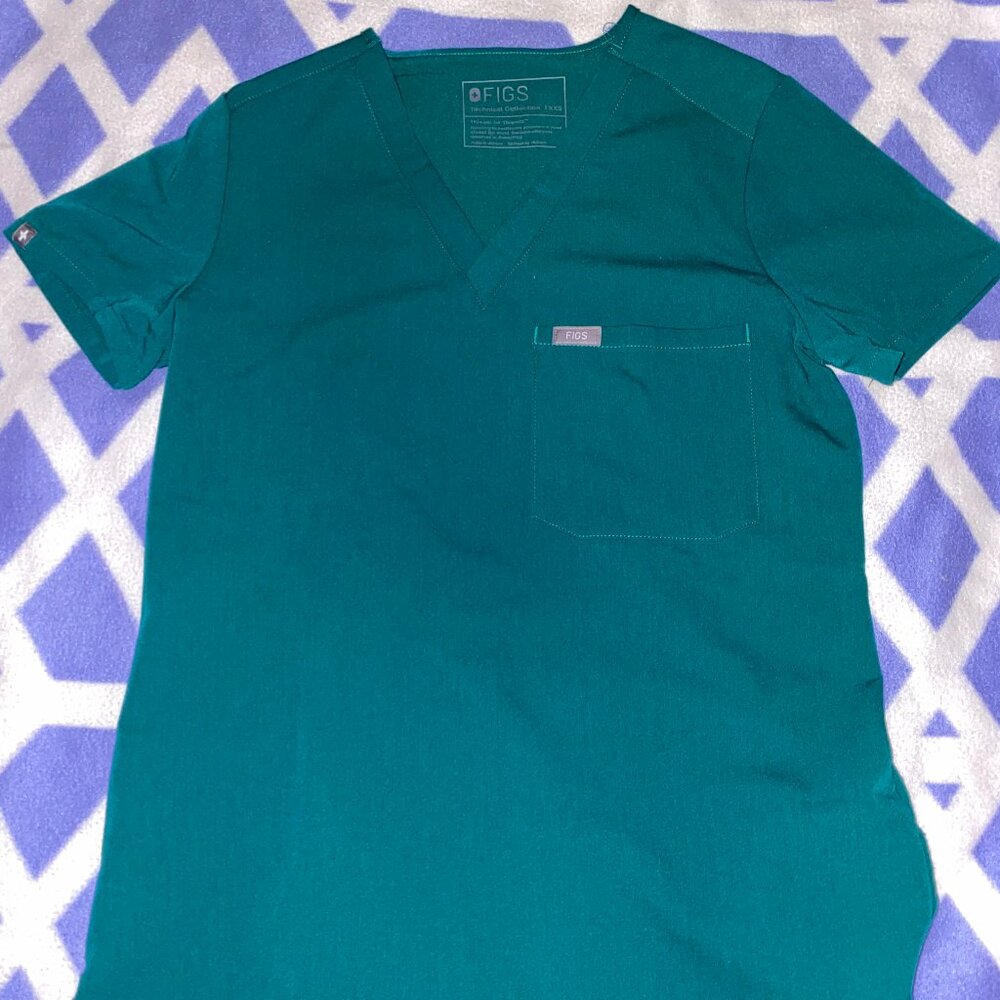 FIGS Hunter Green Catarina One-Pocket Scrub Top XXS